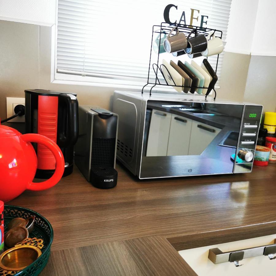 Cool Mediterranean Life 8 People Jacuzzi Barbecue Gametrampoline 2 Parking Villa Безие Екстериор снимка