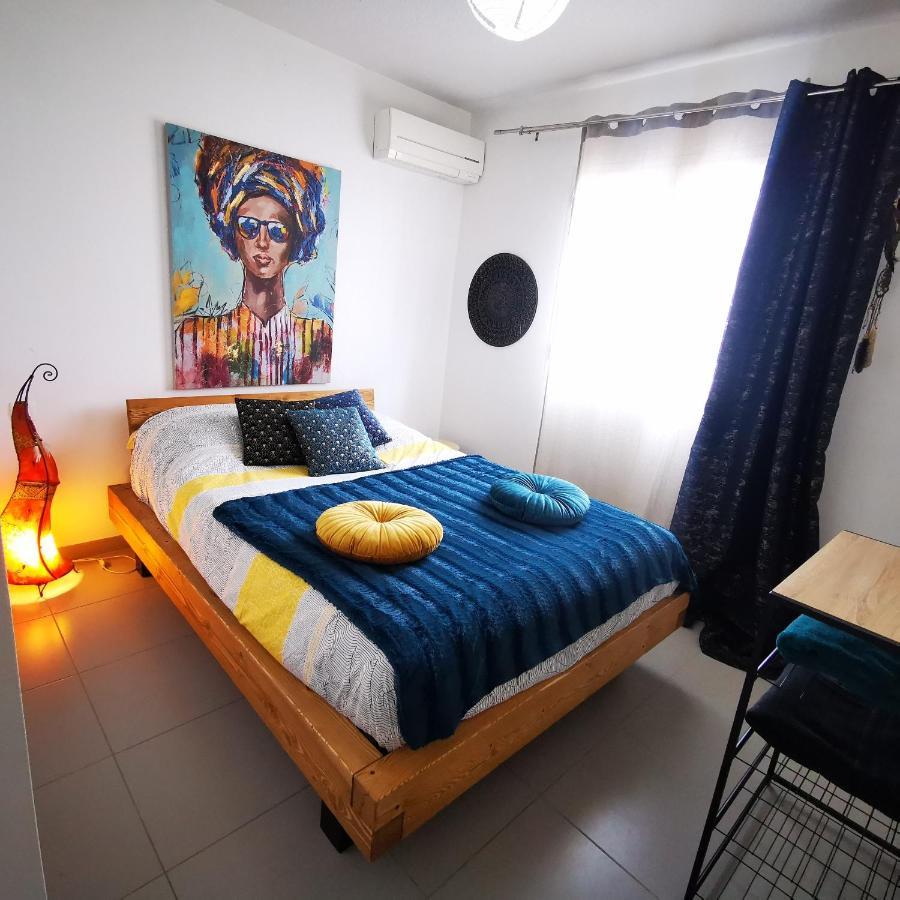 Cool Mediterranean Life 8 People Jacuzzi Barbecue Gametrampoline 2 Parking Villa Безие Екстериор снимка